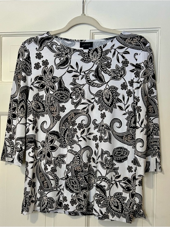 J. Jill Tops - J. Jill Black White Paisley Floral 3/4 Sleeve Top Wearever Shirt Top Jersey sm.